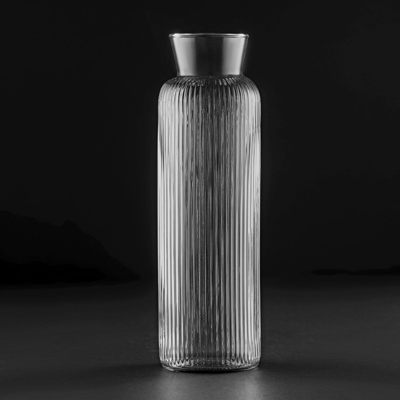 گلدان دکوری اورانوس خطی