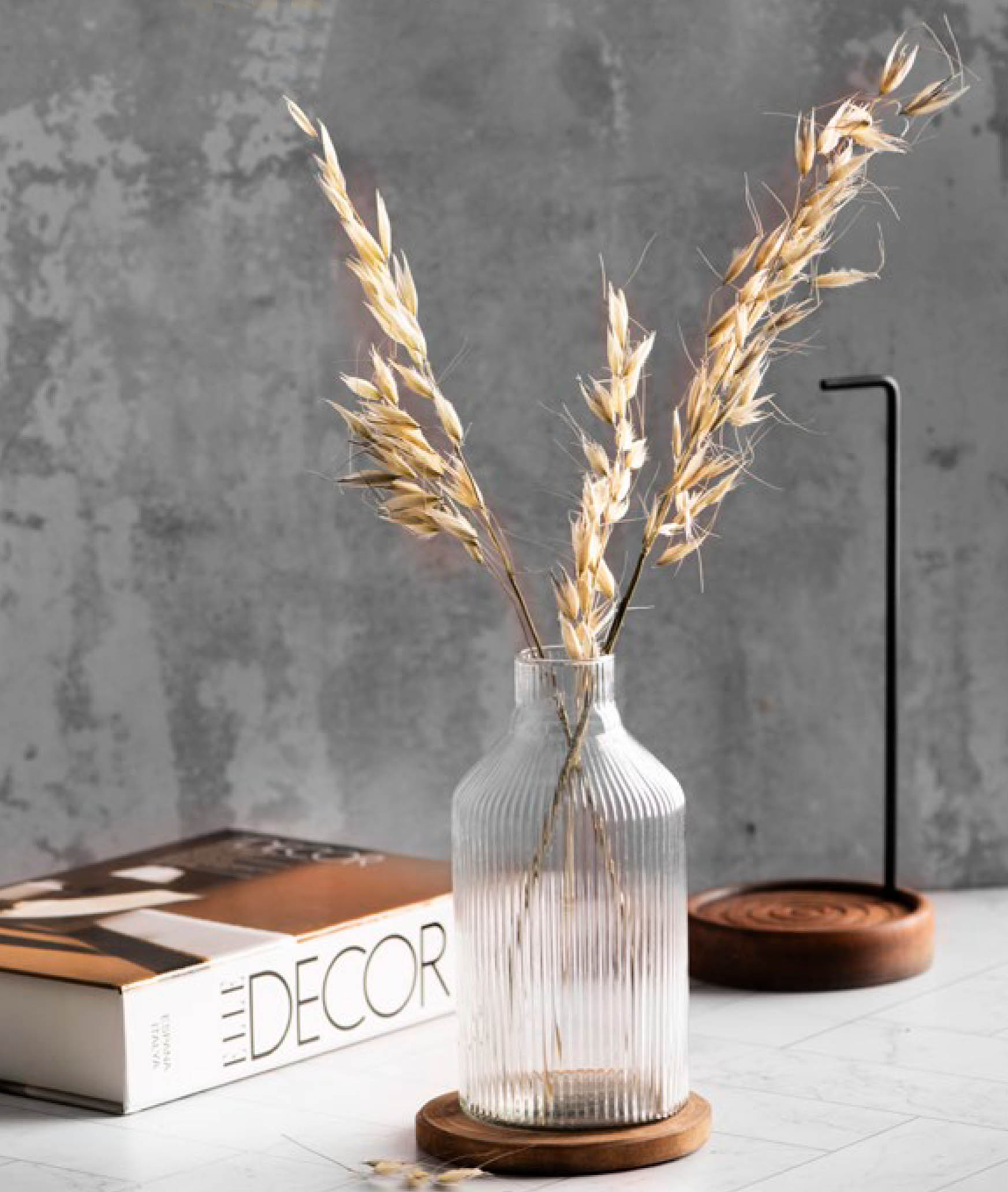 بطری و گلدان سیکاس در 2 سایز https://www.instagram.com/goldooni_glass?igsh=dm1mbjhrMXEwenhk